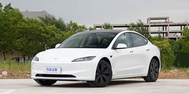 Model 3欢迎到店垂询 售价23.55万元起