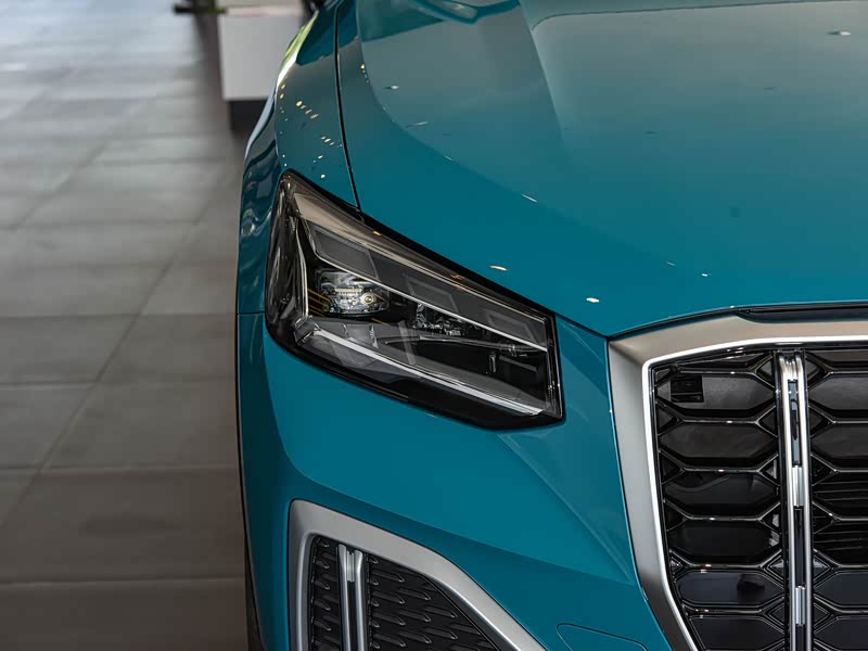 一汽-大众奥迪 奥迪q2l 2022款 35 tfsi 时尚致雅型 凯拉什蓝 其它