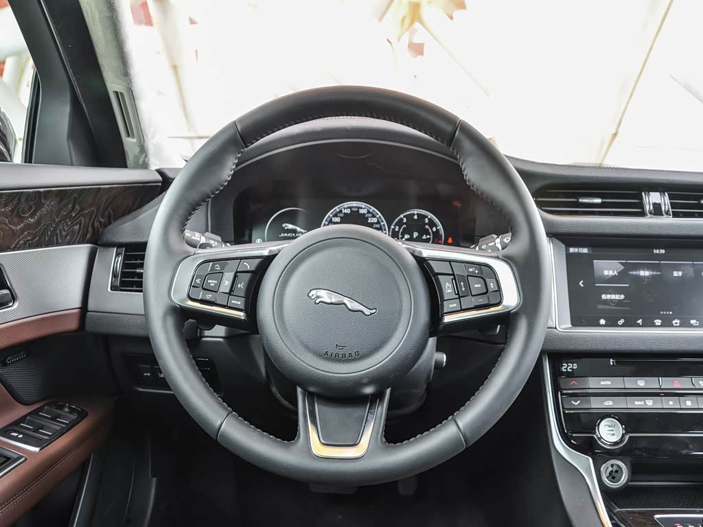 0t 250ps 尊享版 中控方向盘 已经是最后一张,您还可以查看