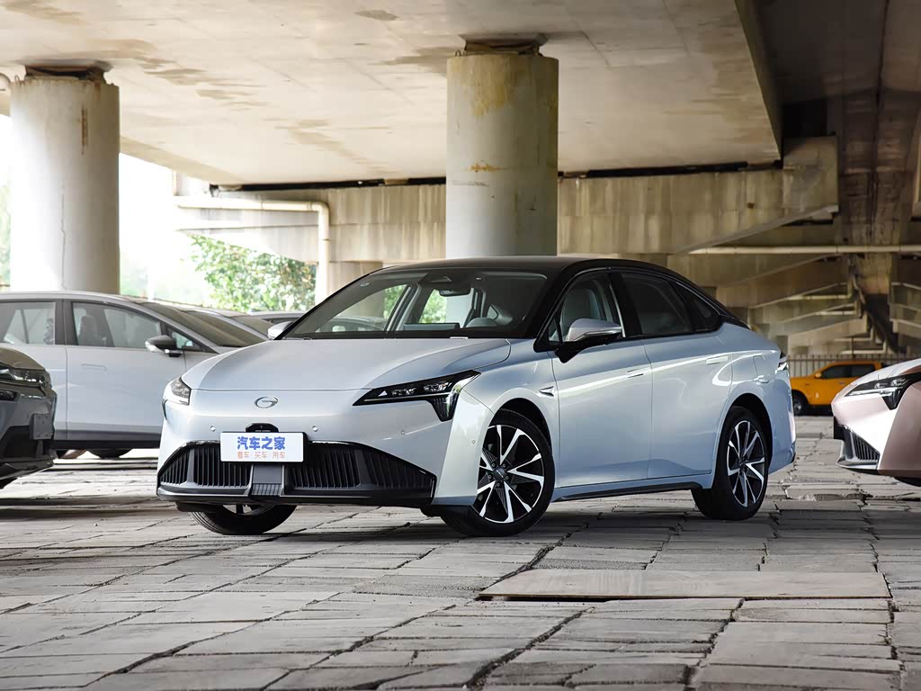 埃安 aion s plus 2021款 80 科技版