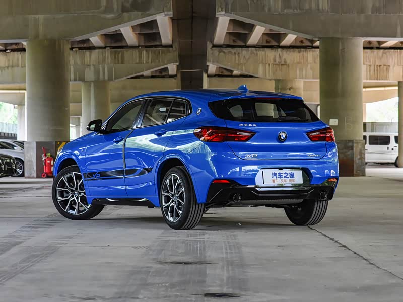 华晨宝马 宝马x2 2021款 改款 sdrive25i 曜夜版