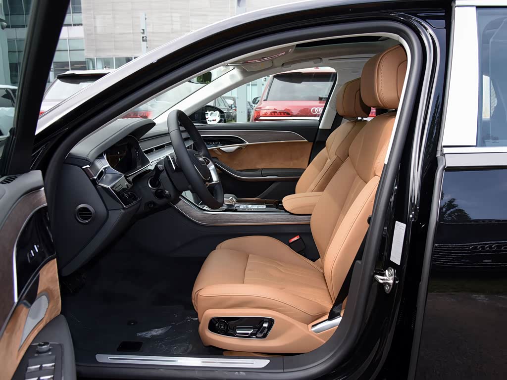 奥迪(进口) 奥迪a8 2022款 a8l 55 tfsi quattro 尊贵型典藏版