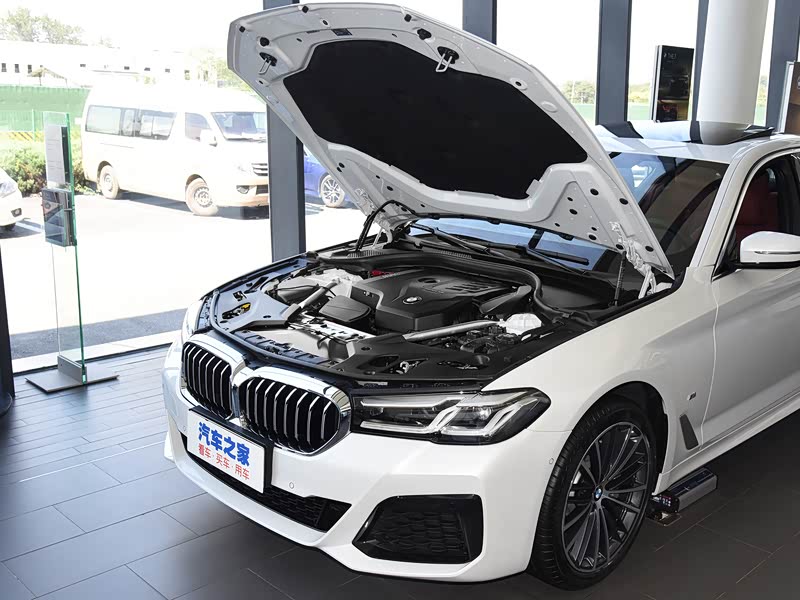 【图解图片_昆明宝诚广福路宝马宝马5系图片】-汽车之家