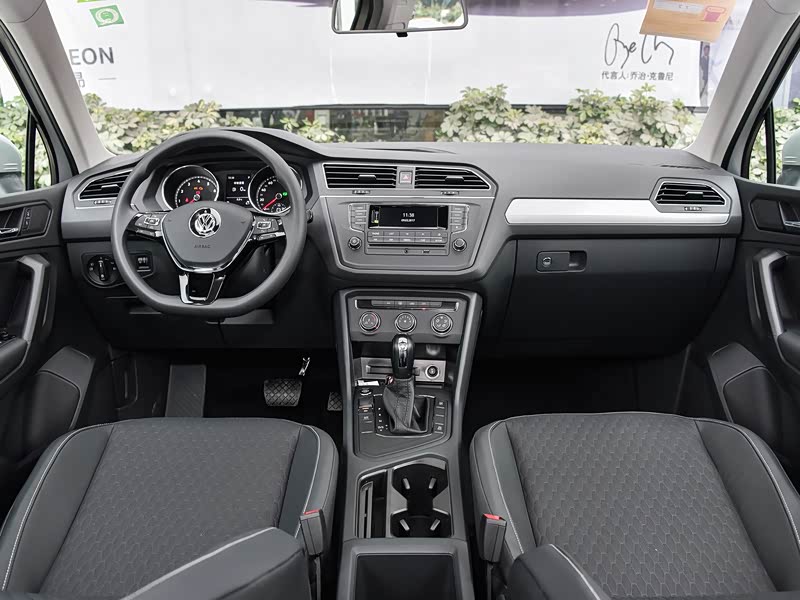 上汽大众 途观l 2017款 330tsi 自动两驱风尚版