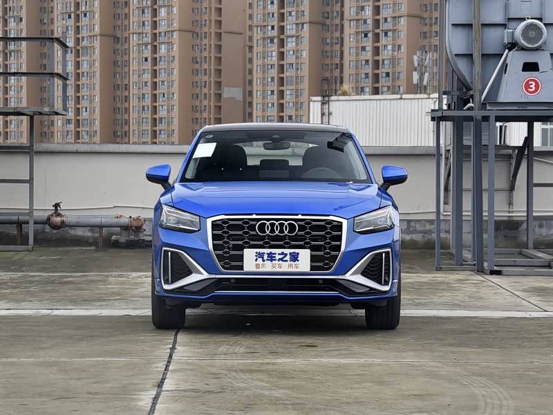 一汽奥迪 奥迪q2l 2022款 35 tfsi 豪华动感型