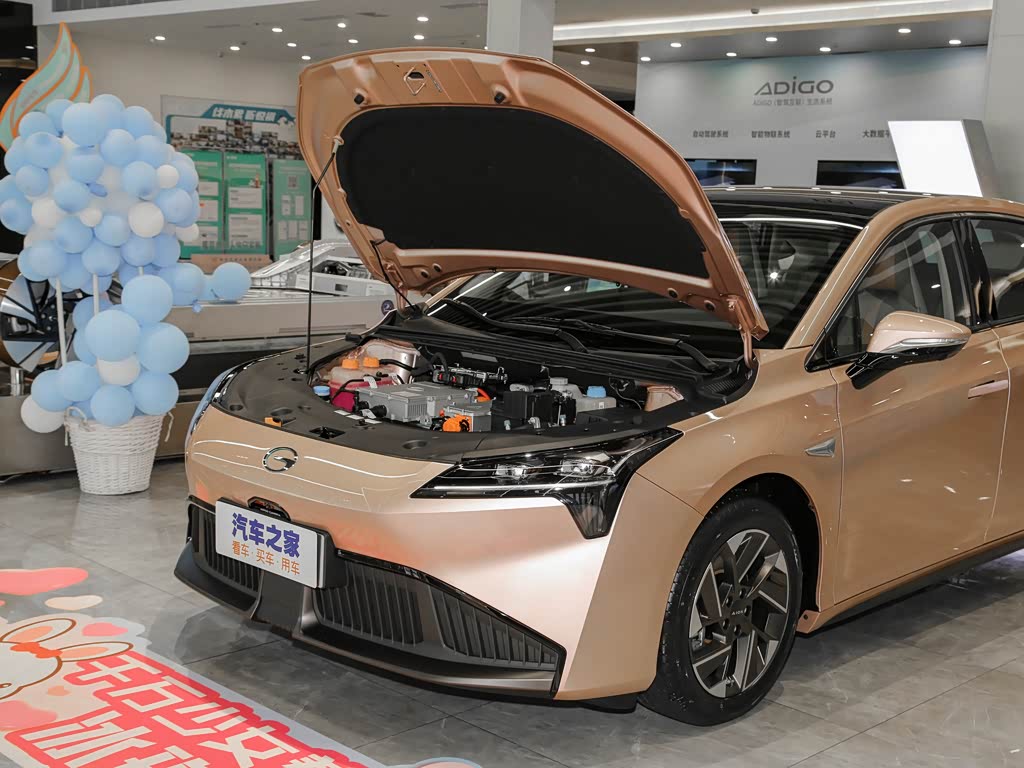 广汽埃安 aion s 2021款 plus 70 智领版