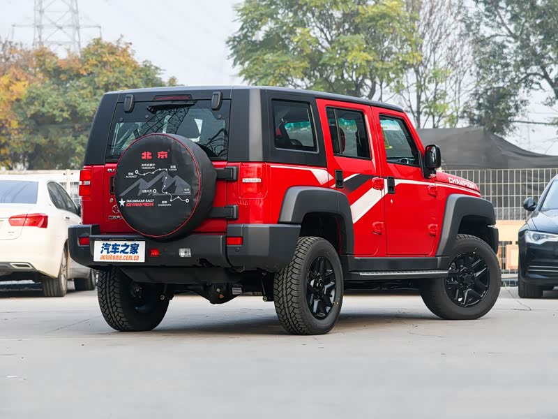 北京汽车 北京bj40 2017款 40l 2.3t 手动四驱环塔冠军版