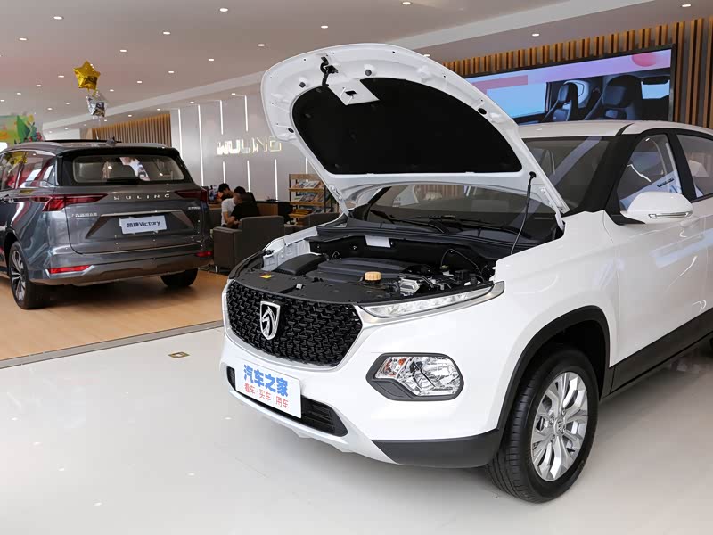 上汽通用五菱 宝骏510 2021款 1.5l cvt畅享型