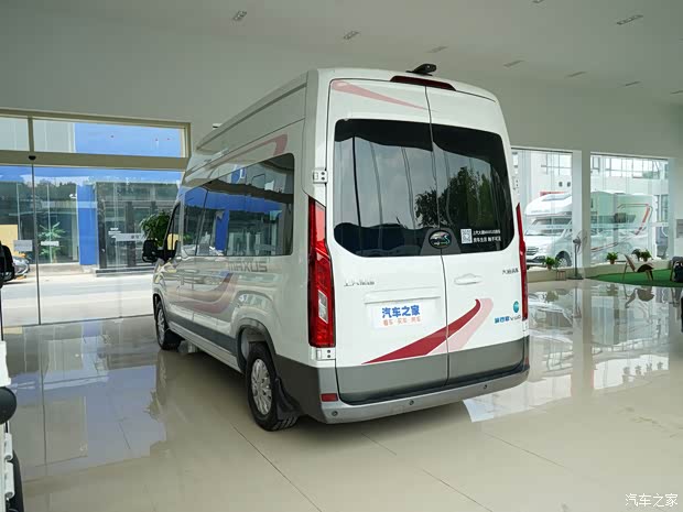 上汽大通maxusv90房车促销中2888万起