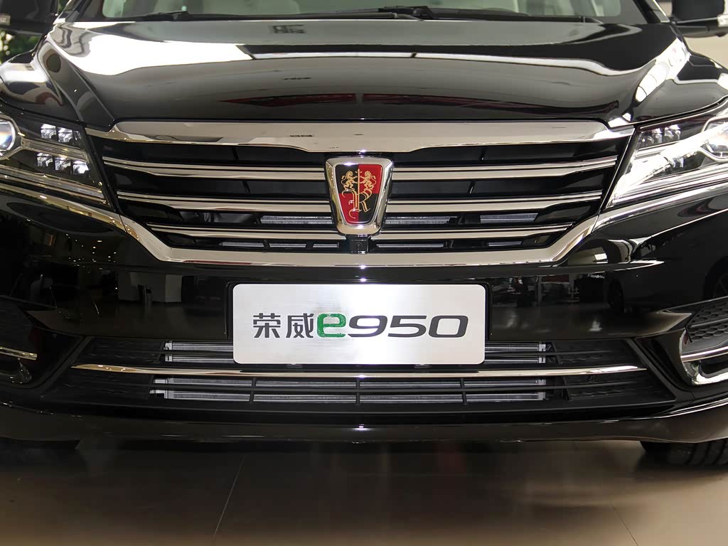 上汽集团 荣威e950 2017款 50t 混动互联行政版