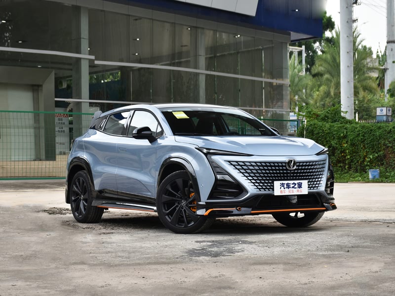 长安汽车 长安uni-t 2022款 1.5t 运动版 旗舰型