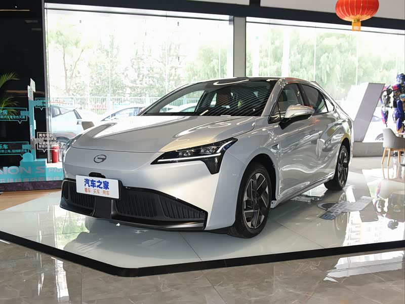 广汽埃安 aion s 2021款 plus 80 超长续航版
