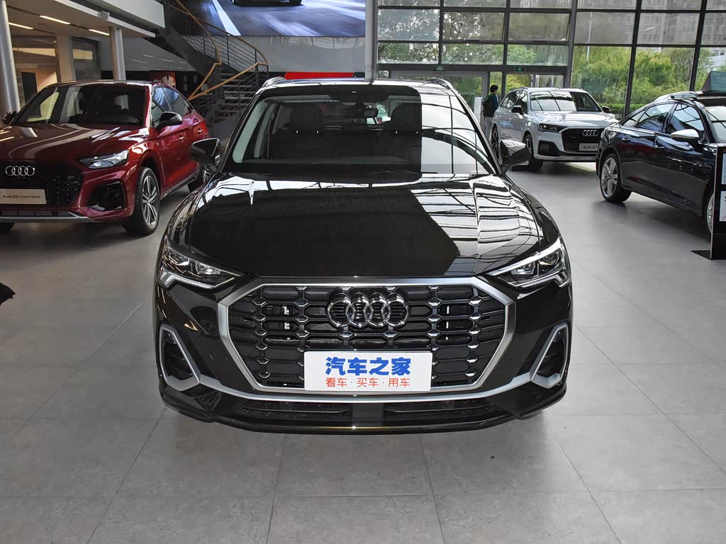 一汽-大众奥迪 奥迪q3 2021款 40 tfsi 时尚动感型
