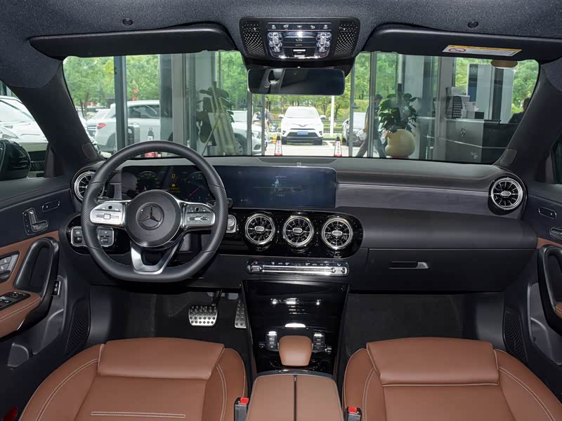 奔驰(进口) 奔驰cla 2021款 cla 260 4matic 猎跑车