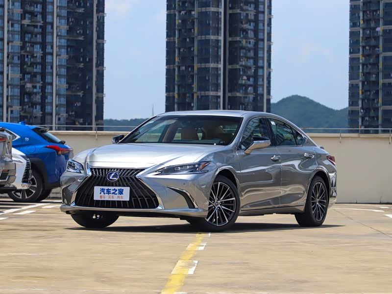 雷克萨斯 雷克萨斯es 2021款 300h 臻享版