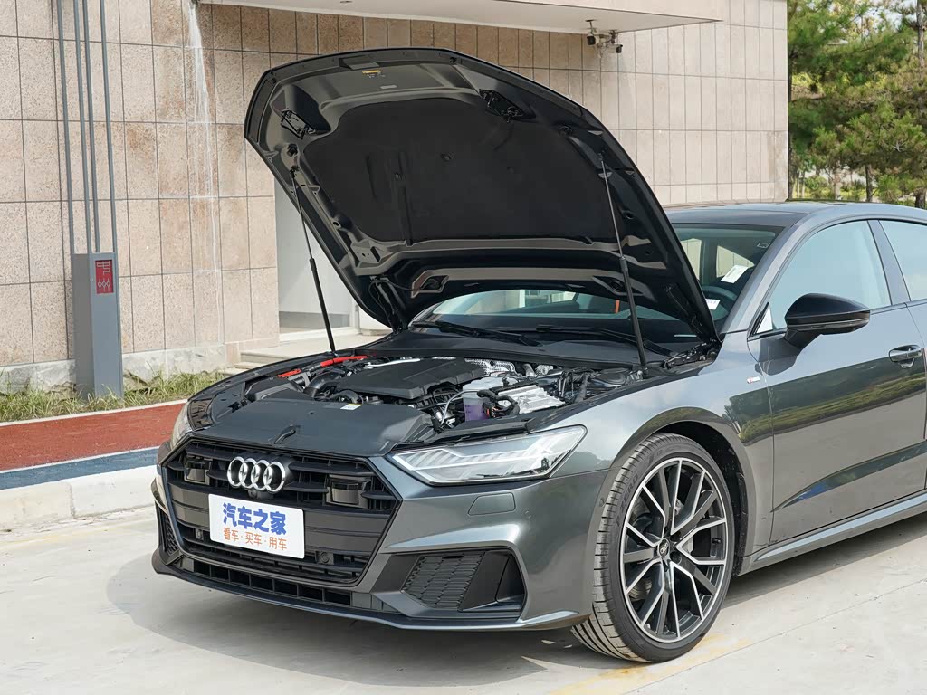 佛山合辉奥迪>奥迪(进口)>奥迪a7>2022款45tfsi尊享型>天云灰>其它