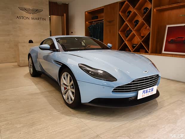 【阿斯顿·马丁db11促销中 235.