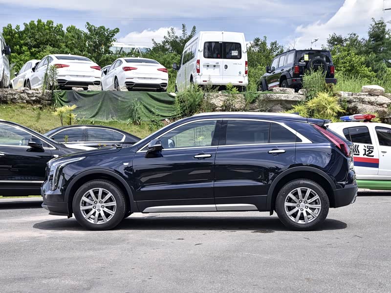 上汽通用凯迪拉克 凯迪拉克xt4 2021款 28t 两驱领先型