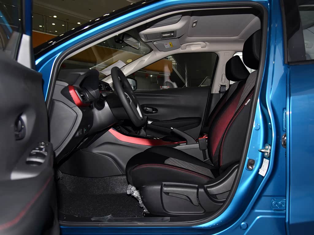 东风日产 lannia 蓝鸟 2016款 1.6l 手动炫酷版