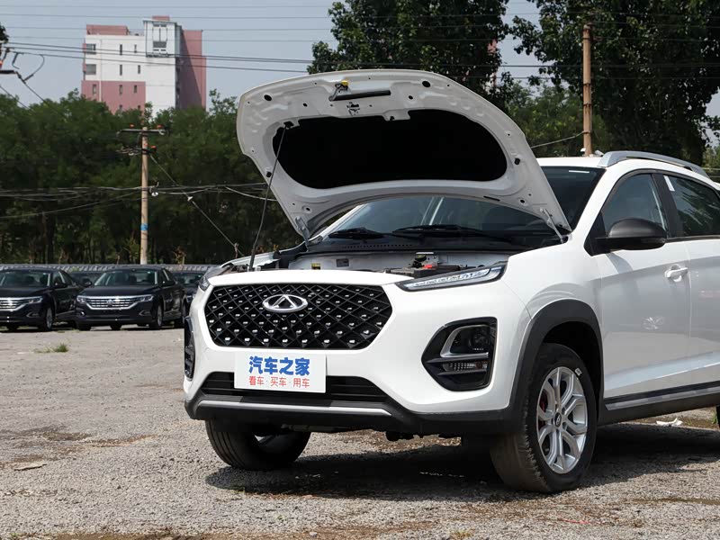 奇瑞汽车 瑞虎3x 2021款 改款 钻石版 1.5l 手动2克拉