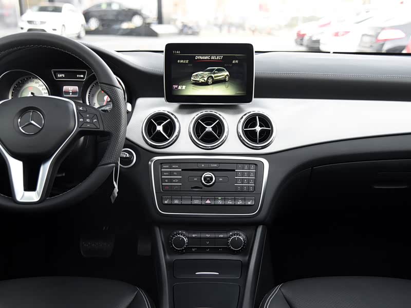 北京奔驰 奔驰gla 2016款 gla 220 4matic 时尚型