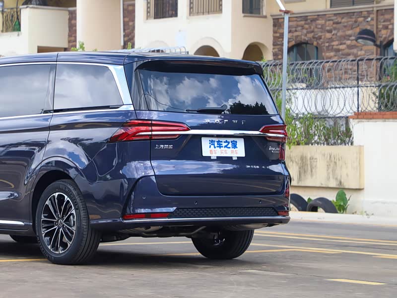 上汽集团 荣威imax8 2022款 400tgi 欢聚版