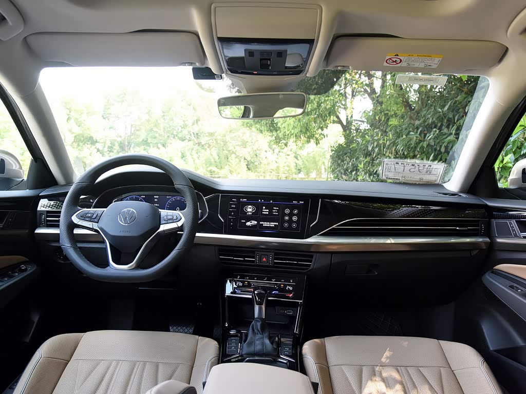 上汽大众 帕萨特 2022款 380tsi 豪华版