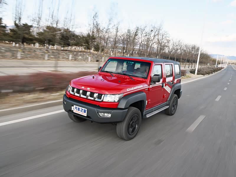 北京越野 北京bj40 2017款 40l 2.3t 自动四驱环塔冠军版