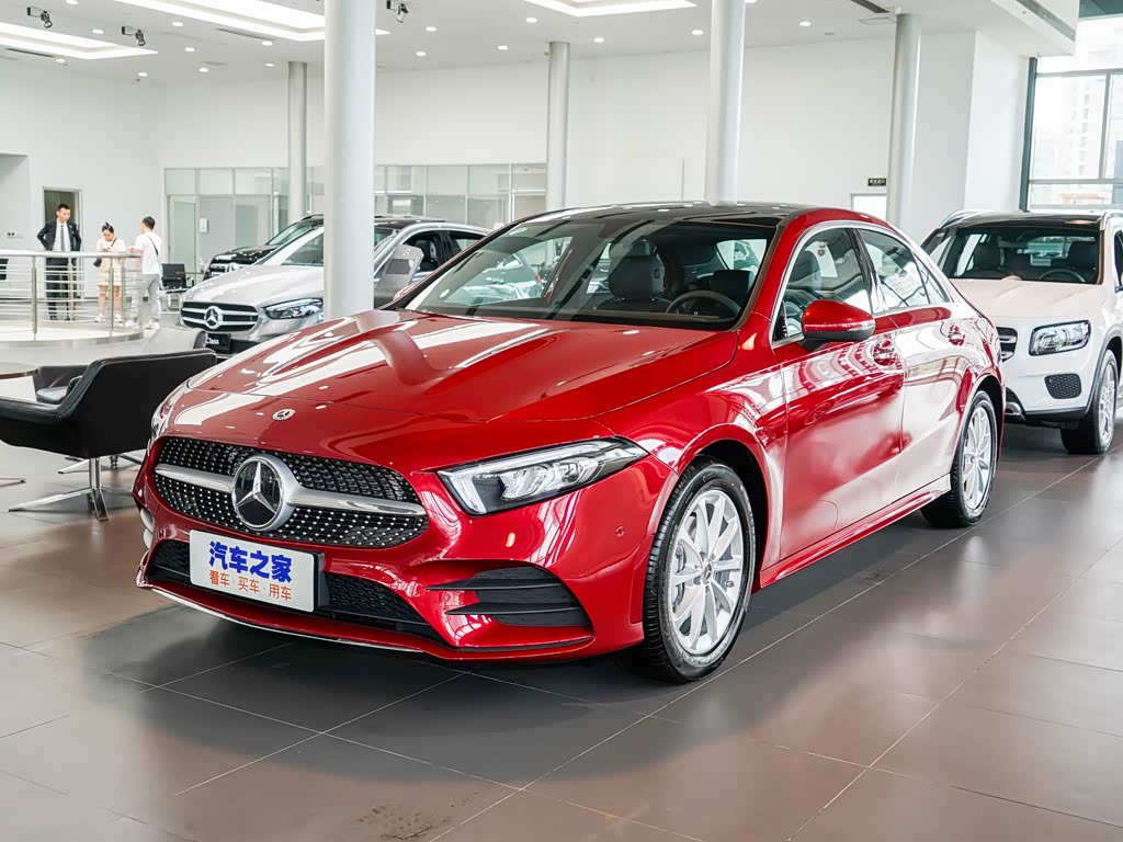北京奔驰 奔驰a级 2021款 a 200 l 运动轿车时尚型