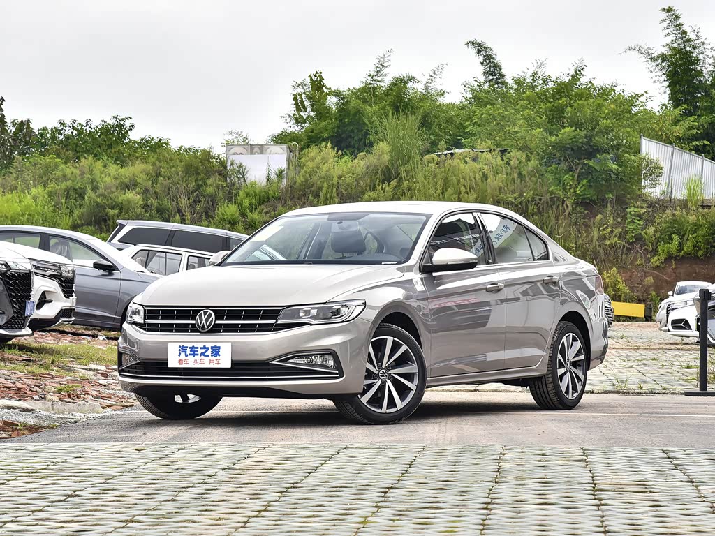 一汽-大众 宝来 2021款 1.5l 自动30周年纪念版