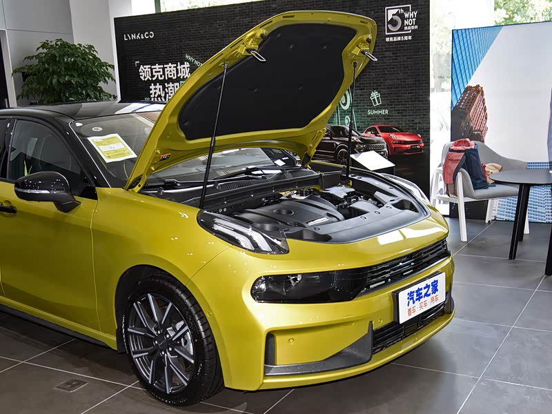 领克 领克03 2022款 03  2.0td 自动驭风版