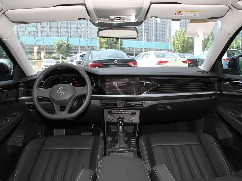 上汽大众 帕萨特 2022款 280tsi 商务版