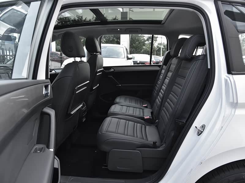 上汽大众 途安 2018款 途安l 280tsi dsg舒适版 7座 国v