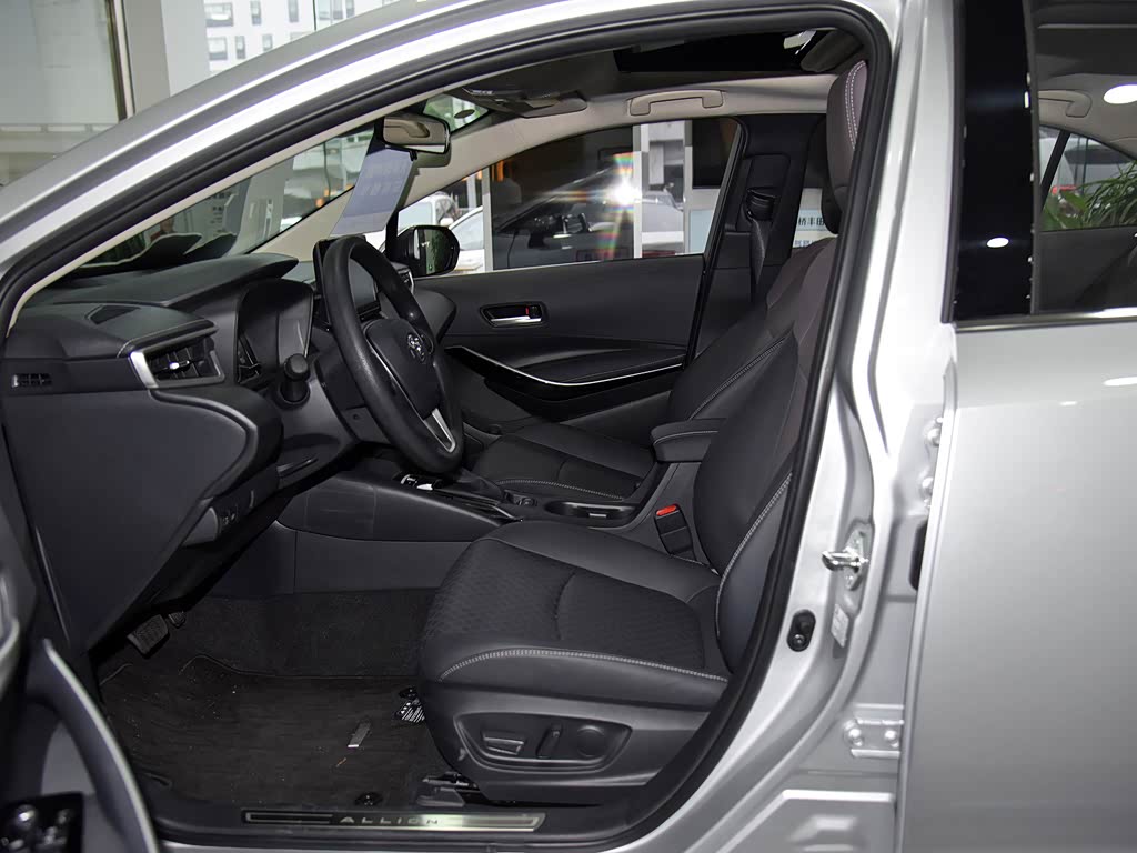 一汽丰田 亚洲狮 2021款 2.0l 尊享版