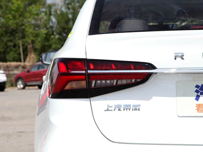 上汽集团 荣威i5 2021款 1.5l 手动钻石版