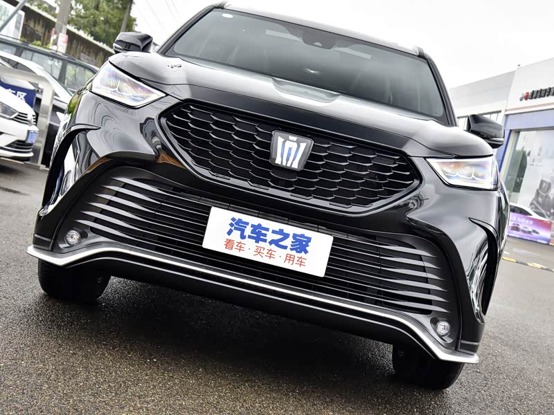 一汽丰田 皇冠陆放 2021款 2.5l hev四驱豪华版