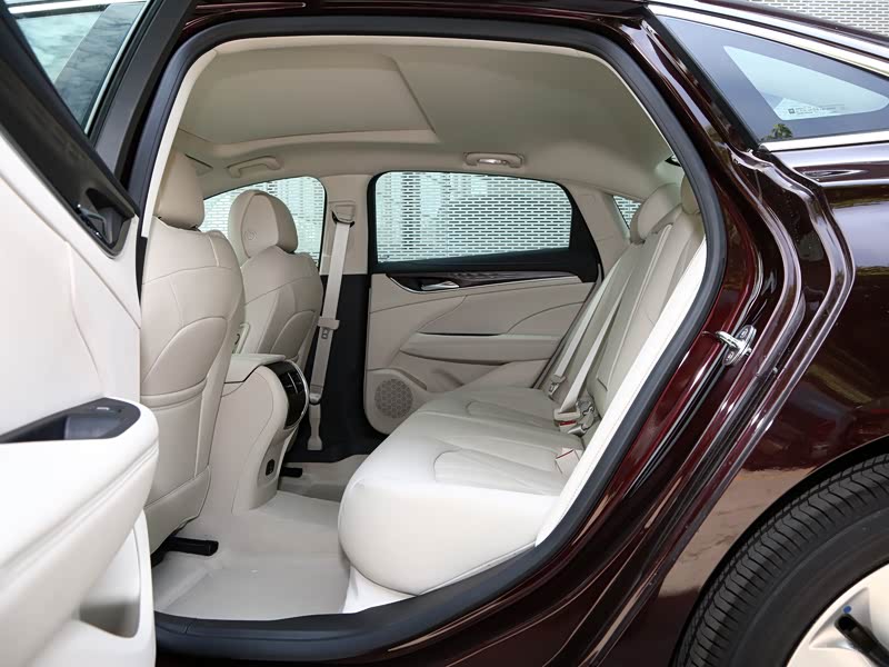 上汽通用别克 君越 2021款 avenir艾维亚 先享型 车厢座椅已经是最后