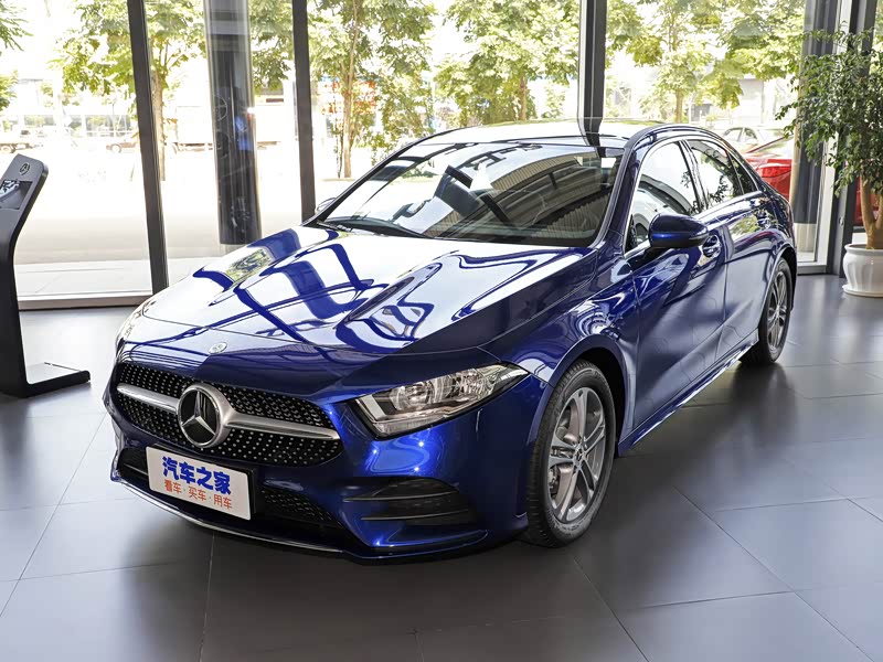 北京奔驰 奔驰a级 2021款 改款 a 180 l 运动轿车
