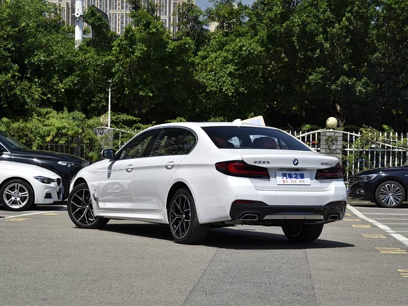 华晨宝马 宝马5系 2021款 改款 530li 行政型 m运动套装