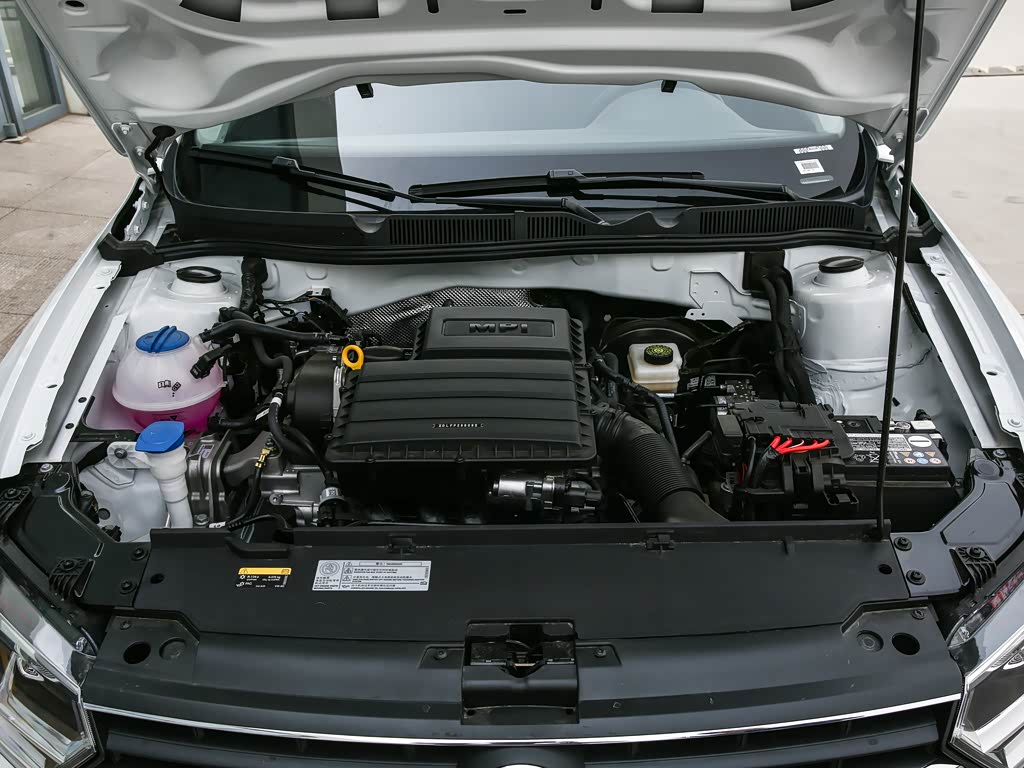 一汽-大众 宝来 2019款 改款 宝来·传奇 1.5l 手动时尚型 国vi