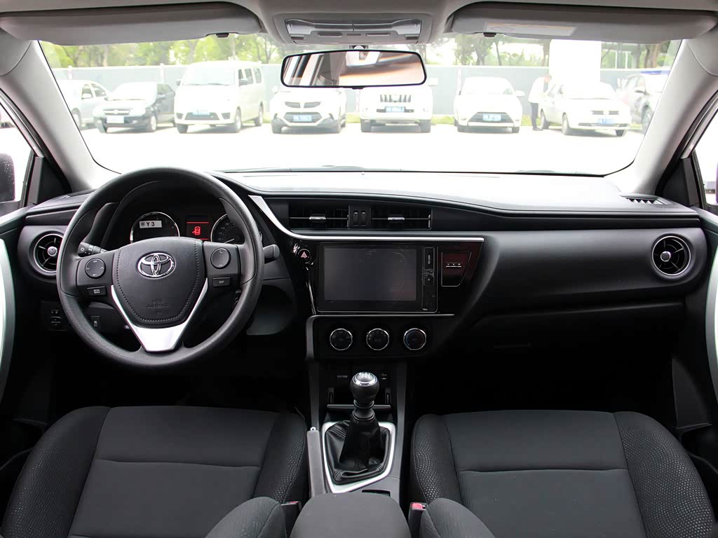 一汽丰田 卡罗拉 2017款 改款 1.2t 手动gl-i