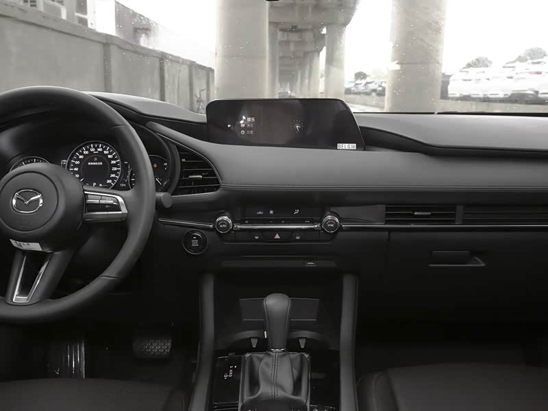 长安马自达 马自达3 昂克赛拉 2021款 2.0l 自动质耀版