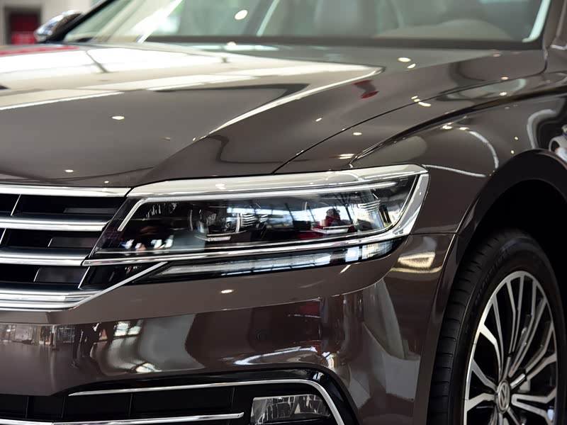 上汽大众 辉昂 2016款 480 v6 四驱至尊版