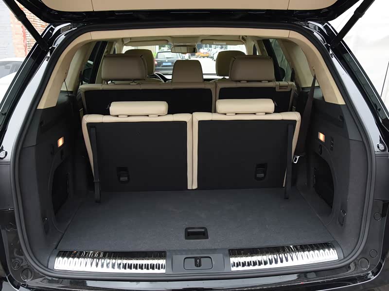 一汽红旗 红旗hs7 2022款 3.0t 自动四驱智联旗畅版 七座