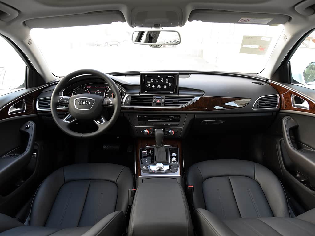 一汽-大众奥迪 奥迪a6l 2016款 30 fsi 舒适型 中控方向盘 已经是最后