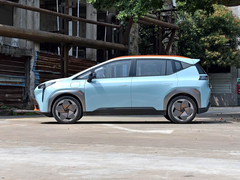 广汽埃安 aion y 2021款 80 悦享科技版