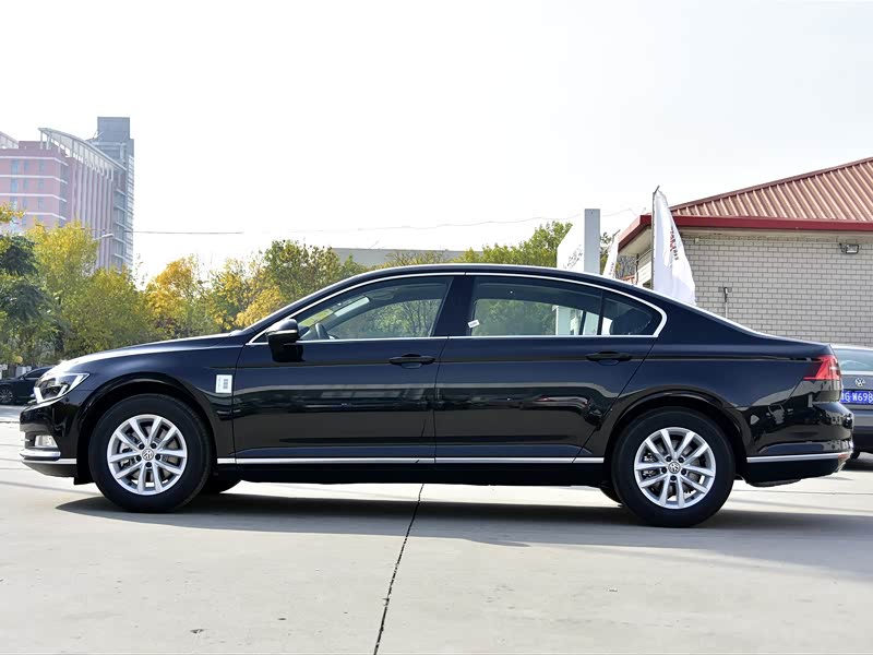 一汽-大众 迈腾 2018款 330tsi dsg 舒适型