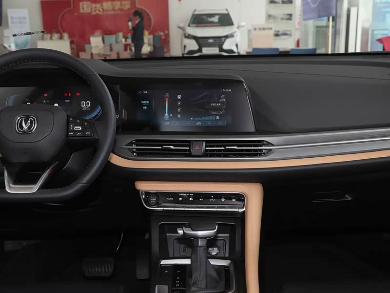 长安汽车 长安cs55plus 2022款 蓝鲸版 1.5t dct豪华型