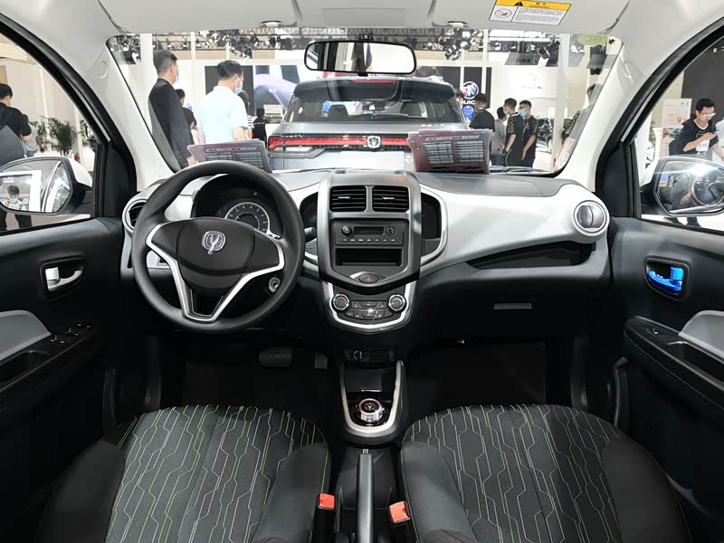 长安汽车 奔奔e-star 2021款 国民版 心悦版 磷酸铁锂(31.86kwh)