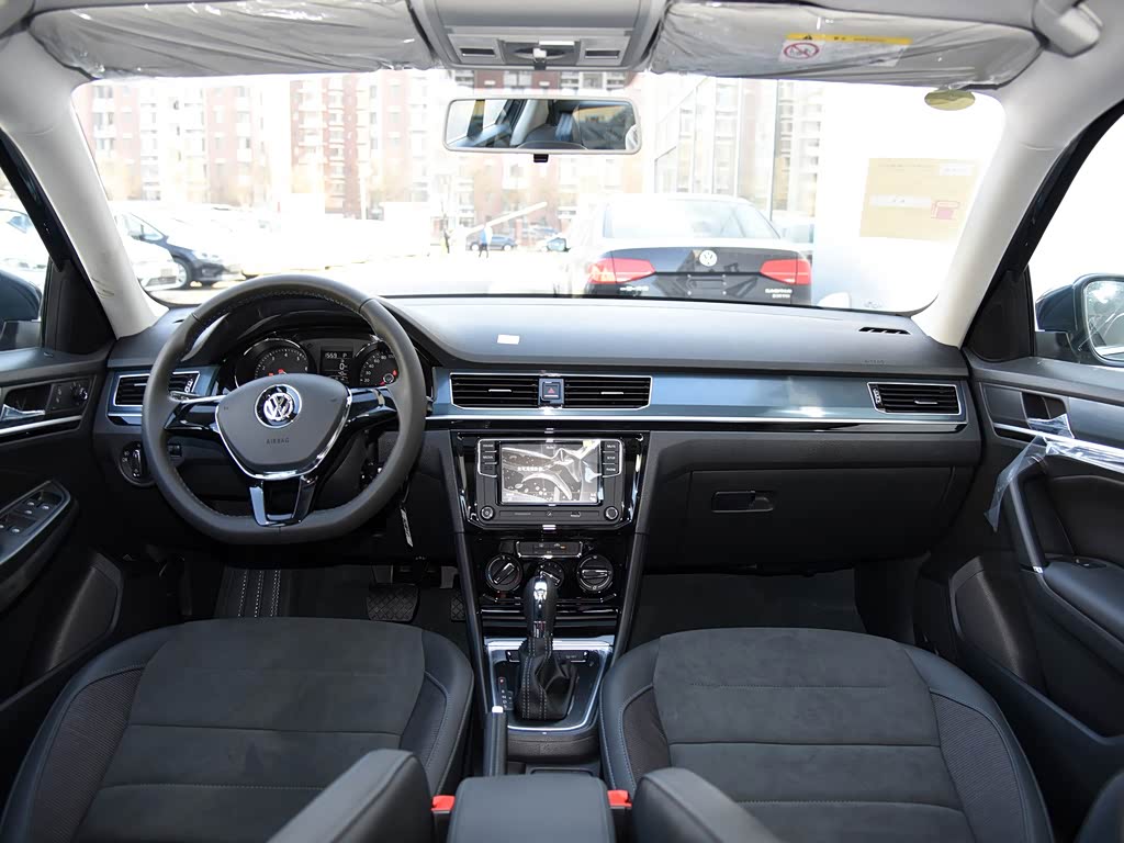 一汽-大众 宝来 2017款 1.6l 自动两百万辆纪念版